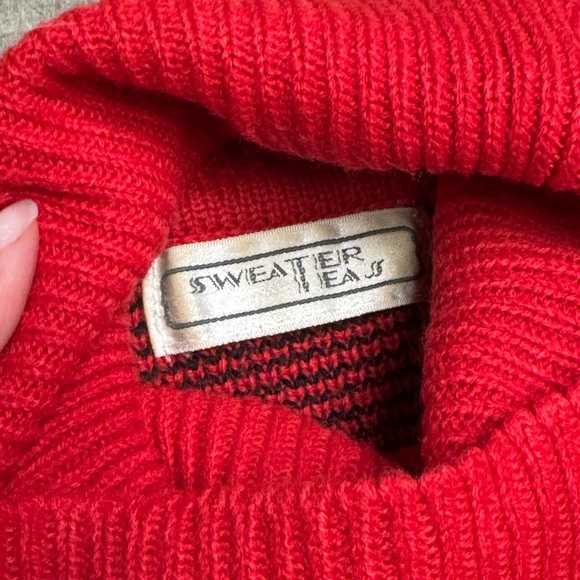 Vintage griffin red black knit Sweater Eas turtleneck 1980s unisex fantasy - Picture 6 of 6